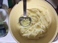 香脆的凉拌土豆丝做法图解6)