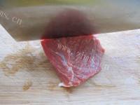 家常菜菠萝炒牛肉做法图解2)