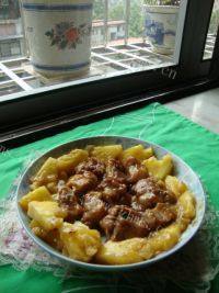美味的菠萝糖醋排骨