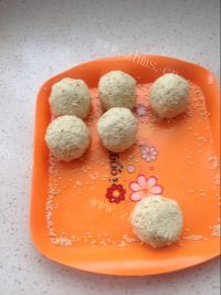 美味健康的土豆枣泥芝麻饼做法图解16)