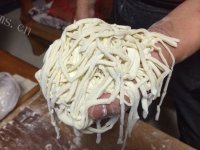 自制土豆丝手擀面的做法图解二