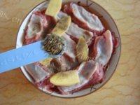 诱人的香煎牛肋排做法图解6)