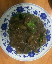 香喷喷的茄子炖粉条做法图解10)