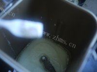 自制奶香麻花做法图解3)