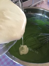 美味的抹茶芝士蛋糕做法图解11)