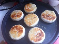 自制苏式鲜肉月饼做法图解23)
