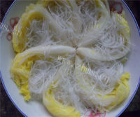自制大白菜蒸粉丝做法图解6)