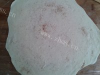食欲满满的葱油饼做法图解5)