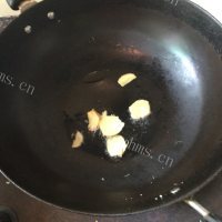 好喝的排骨玉米汤做法图解5)