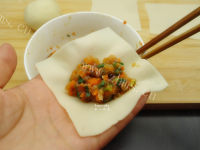 大厨的鲜虾云吞做法图解9)