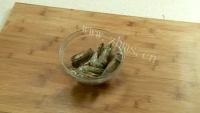 美味的干烧大虾做法图解1)