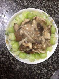 家常菜香菇青菜