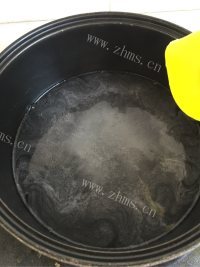 自制水晶凉粉做法图解6)