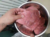自制牛肉干做法图解1)