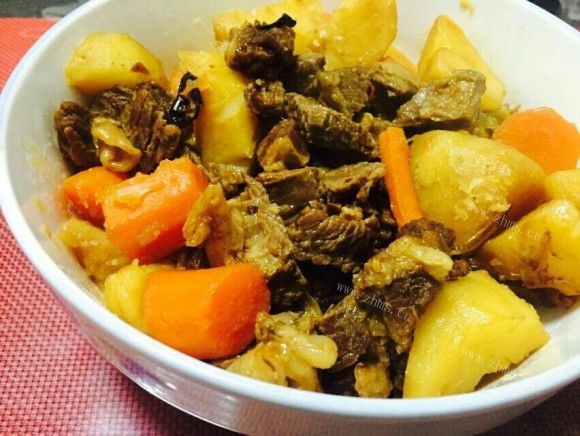 DIY牛肉炖土豆胡萝卜