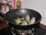 黄豆酱焖泥猛鱼做法图解3)
