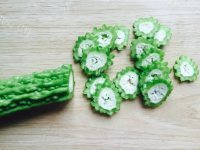 美味的凉拌苦瓜做法图解1)
