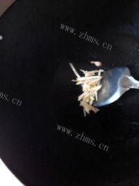西芹炒鸡杂做法图解3)