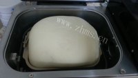 自制牛奶排包做法图解1)