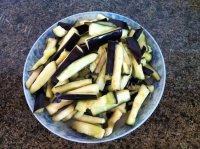 「家有大厨」蚝油肉末茄子做法图解5)
