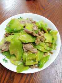 家常菜苦瓜炒瘦肉