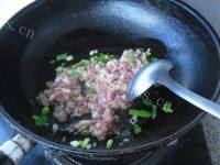 家常菜榨菜肉末做法图解5)