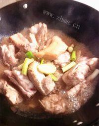 美味黄豆莲藕排骨汤做法图解6)
