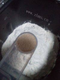 美味的面包机版甜面包做法图解6)