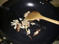 家常菜黄豆焖猪蹄做法图解5)