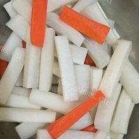 美味的糖醋萝卜做法图解2)