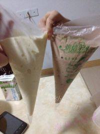 自己做的双色蛋糕卷做法图解11)