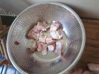 家常菜腐乳烧肉做法图解1)