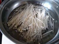 凉拌金针菇-简单版做法图解2)