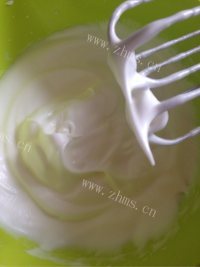 自制原味蛋糕卷做法图解9)