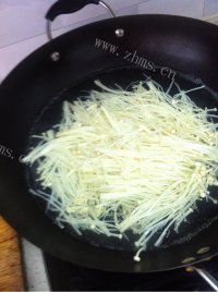 家常菜油泼金针菇做法图解5)