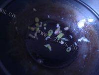 绿色食物之苦瓜炒蛋做法图解3)
