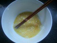 秀色可餐的西红柿紫菜蛋花汤做法图解5)