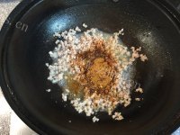 家常菜鱼香茄子做法图解3)