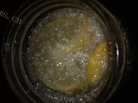美味的白糖蜜柠檬做法图解4)