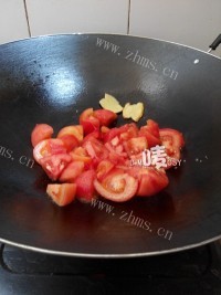 美味的番茄肉丸汤做法图解5)