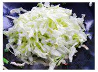 家常菜包菜炒肉丝