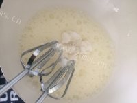 珍馐美味的戚风蛋糕做法图解4)