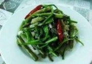 水芹炒肉丝做法图解4)
