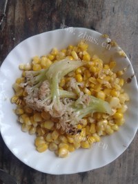 美味的花菜玉米粒做法图解6)
