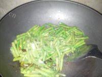 豆角炒鸡蛋做法图解5)