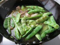 颜值高的猪肉炖豆角做法图解6)