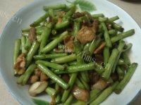 美味的豆角炒肉片做法图解6)