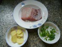 家常菜红烧鳗鱼做法图解1)