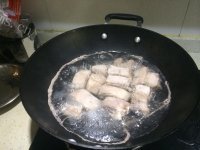 玉盘珍馐的糖醋排骨做法图解2)