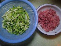 健康美食之蒜苔肉丝做法图解1)